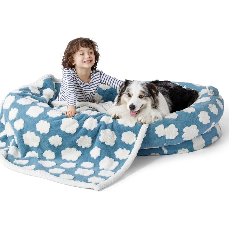 Lit pour animal de compagnie Lesure Cozy, H 10 po x l 55 po x P 37 po, Nuage bleu clair