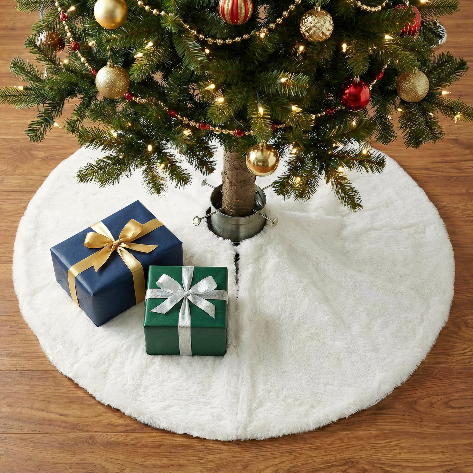 Barrientos Tree Skirt