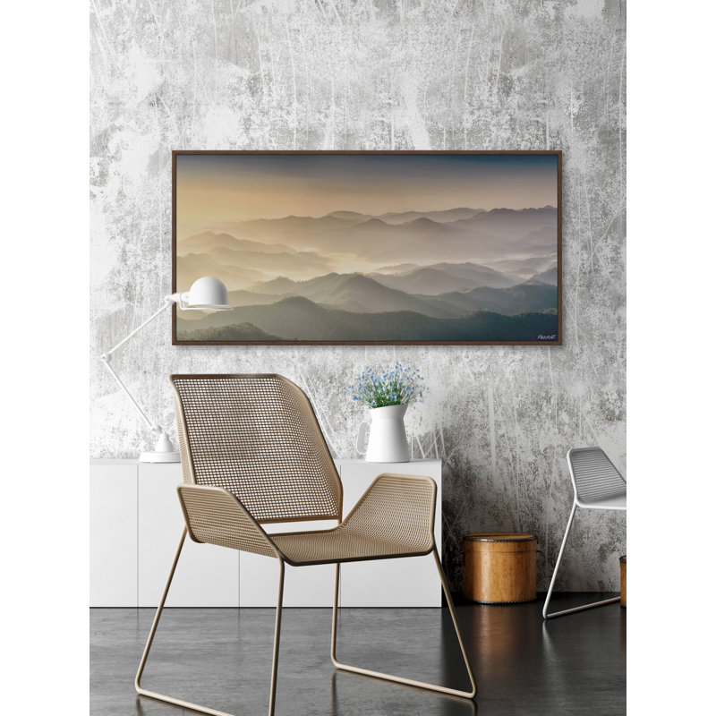 «Foggy Sunrise» par Marmont Hill - reproduction de cadre flottant sur toile, L 24 po x H 12 po