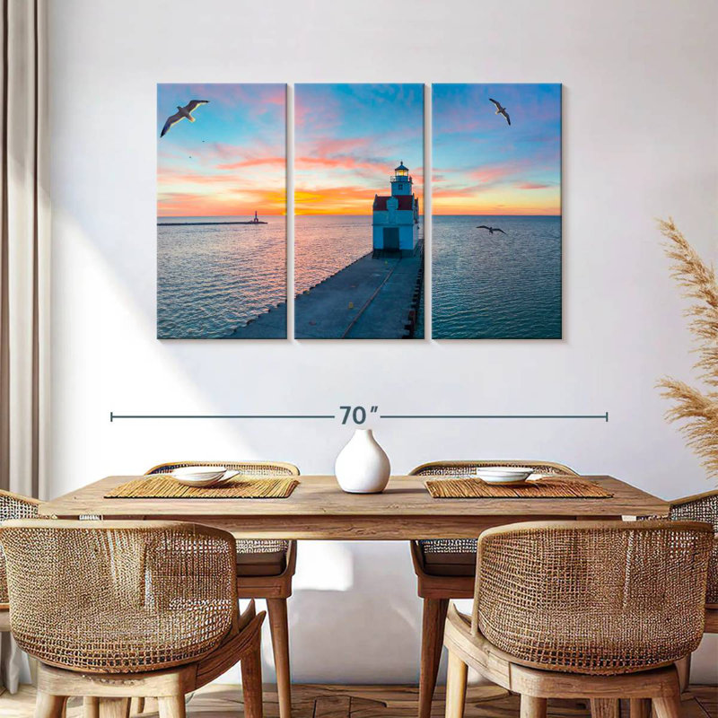 Lilie Kewaunee Pierhead Lighthouse, 32" H x 50" W