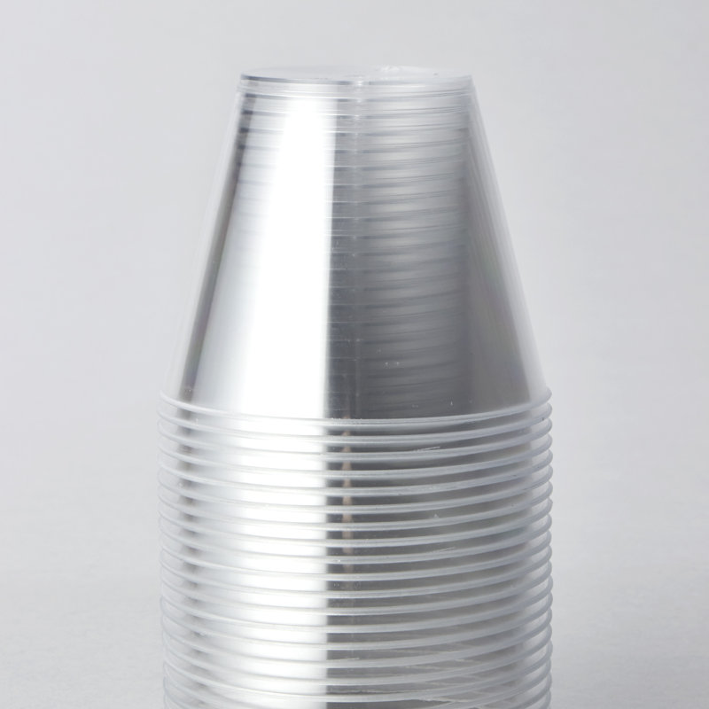 Tasse à dessert jetable en plastique basique