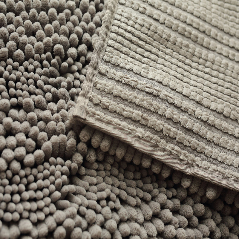 Yanira Chenille, Microfiber / Microsuede Bath Mat, 20" W x 30" L, Dark Gray