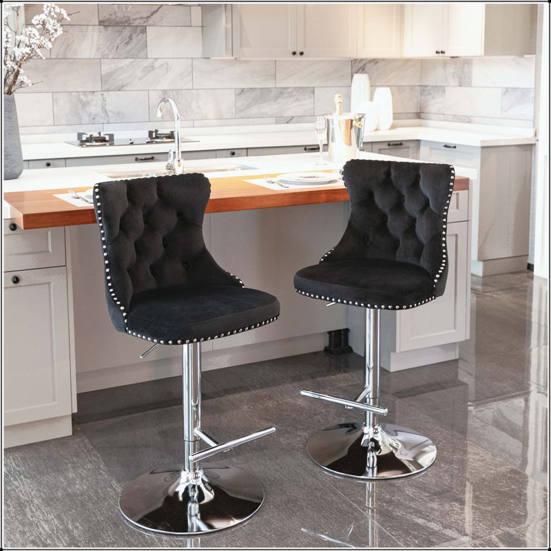 Tabouret de bar réglable en velours pivotant - Base chromée, Siège noir / structure chromée