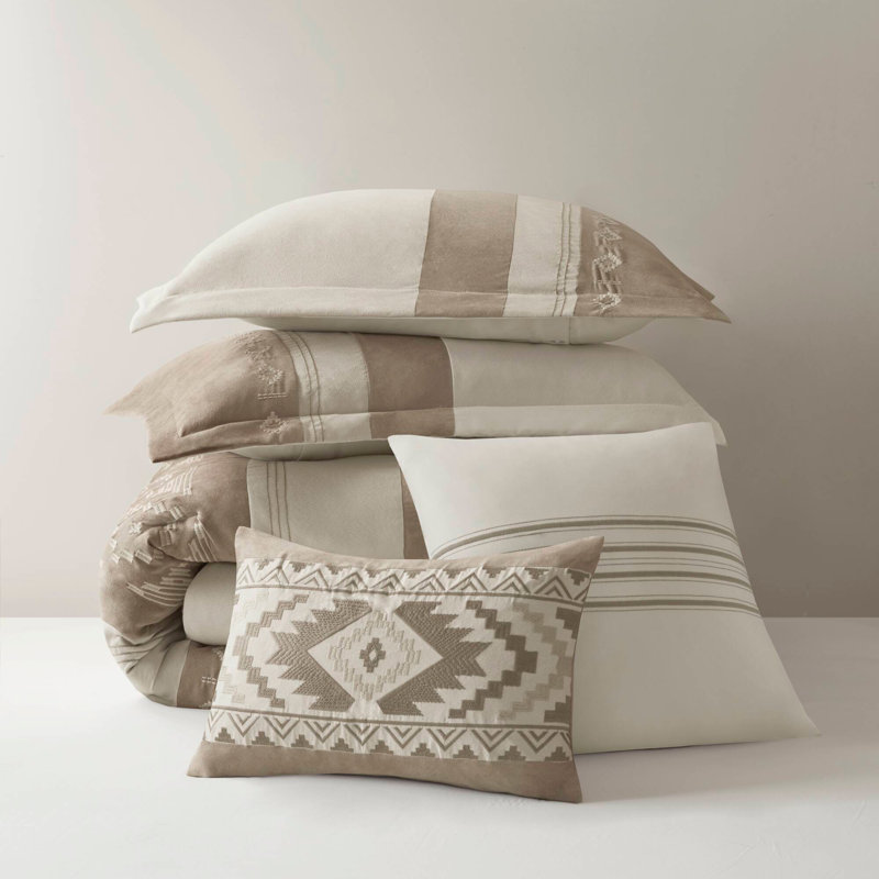 Comforter Set, Queen Comforter + 4 Additional Pieces