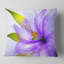 Fleur de lis éclatante - coussin à imprimé floral-29827916-29854364