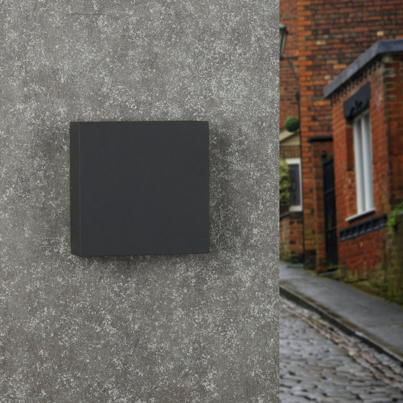 Besser Aluminium LED Wall Light