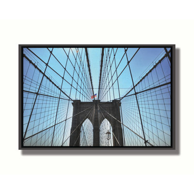Pont de Brooklyn par Kelly Wade. Toile giclée sur toile tendue avec cadre flottant