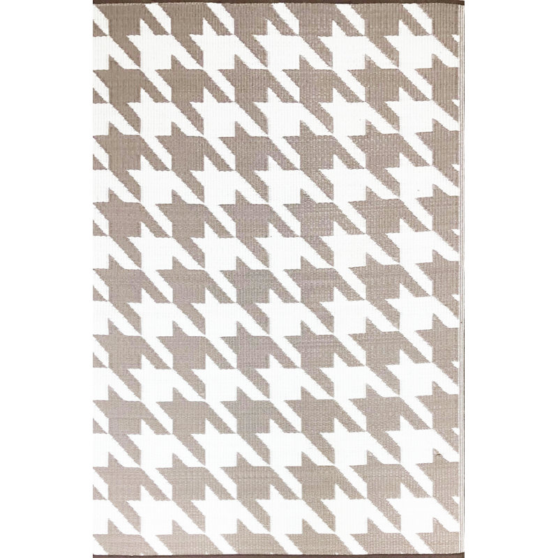Houndstooth Indoor / Outdoor Rug, Runner 2'5" x 8'