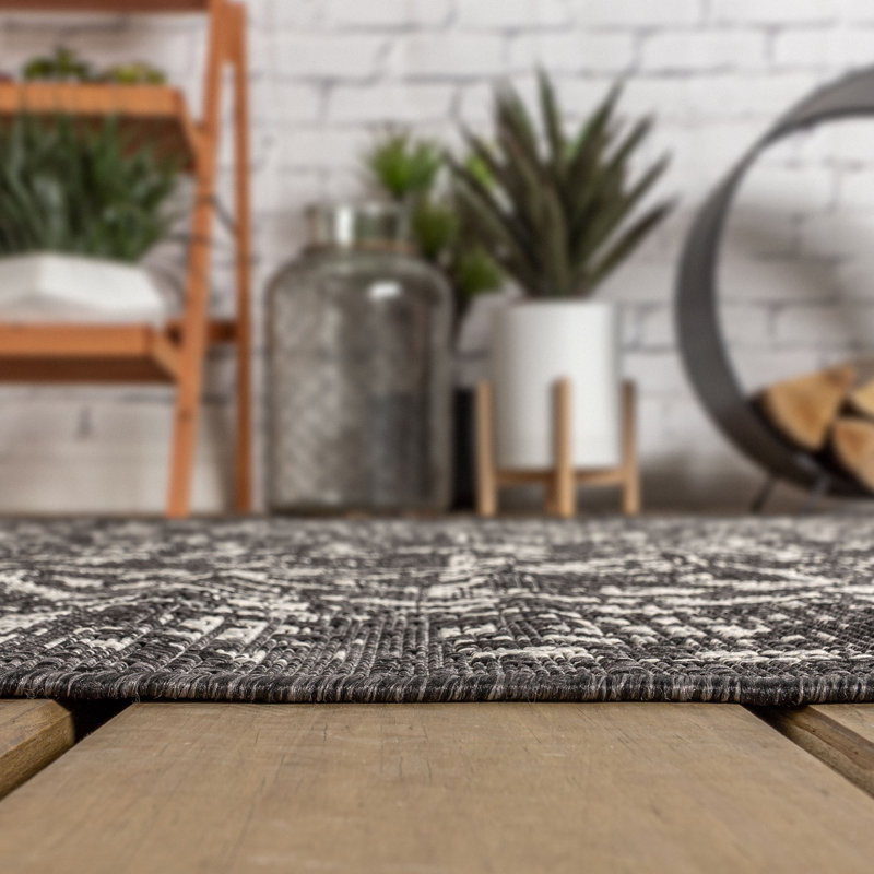 Tapis intérieur / extérieur noir / gris Massimo Bohemian Medallion, Rectangle 7 pi 9 po x 10 pi