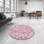 Tapis de zone rose à motif-32536067