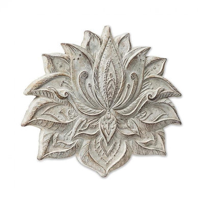 Lily Plaque Wall Decor