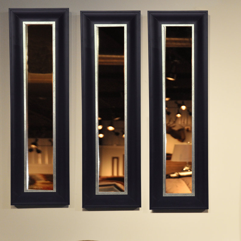 Miroir décoratif moderne et contemporain à panneau grand et vieilli N Miami, H 26,5 po x l 10,5 po
