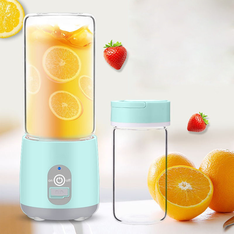 Juicing Cup Outdoor Portable Juicer  Mini Juices Cup Portable  Rechargeable, Light Blue