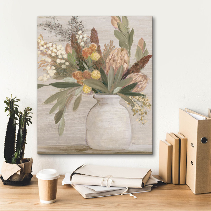 «Light Protea Still Life» par Julia Purinton, art mural sur toile, H 24 po x l 20 po x P 0,75 po