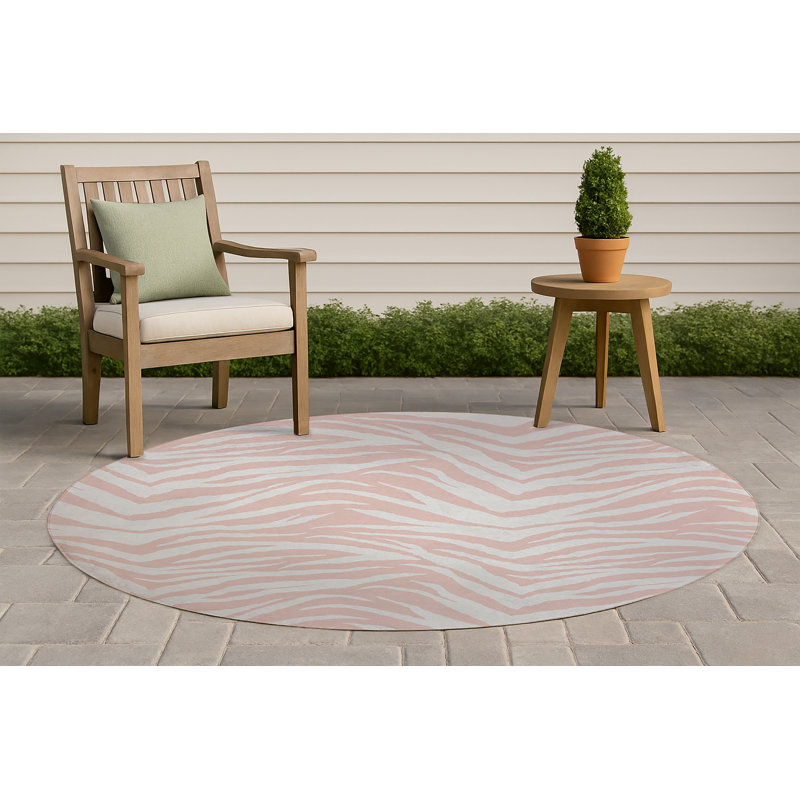 Zebra Patch Non-Slip Outdoor Rug, Round 5'
