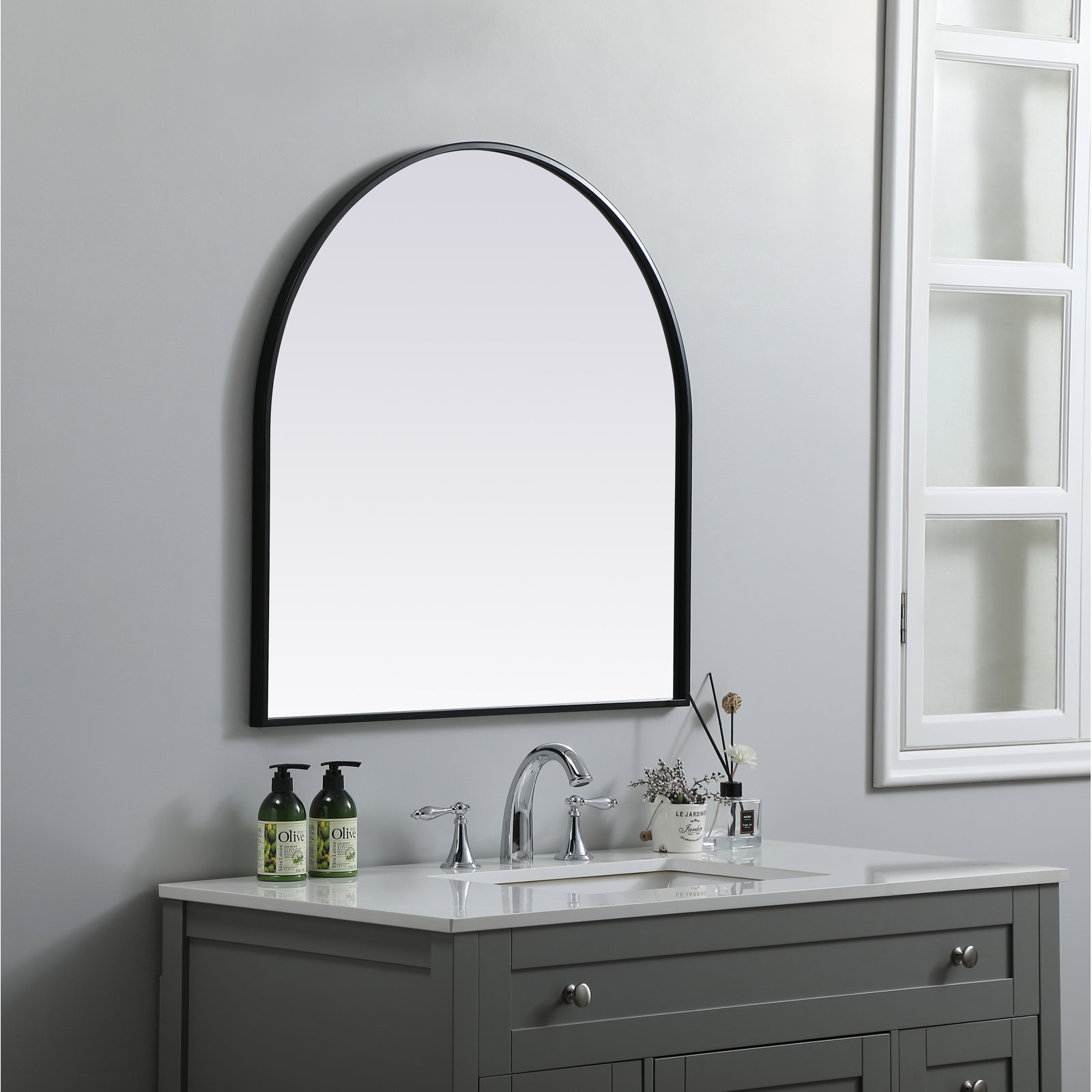 Sabine Accent Mirror, Black, 30" x 30"