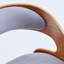 Chaise rembourrée avec structure en bois-468840567-439279405