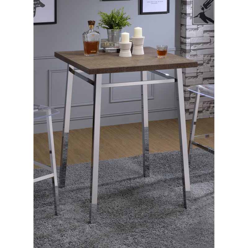 Table carrée carrée
