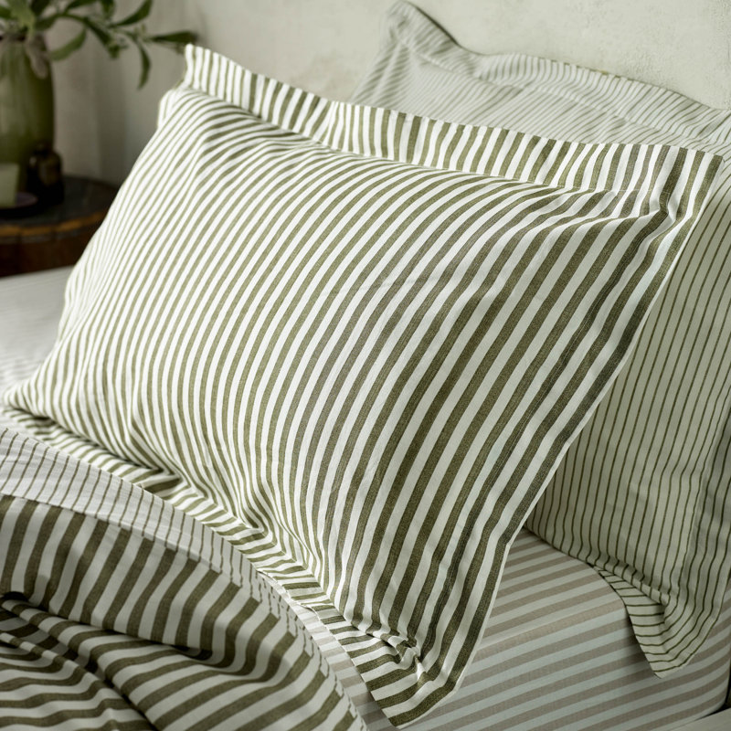 Sufiyah 100% Cotton Machine Woven Pillow Case, Green