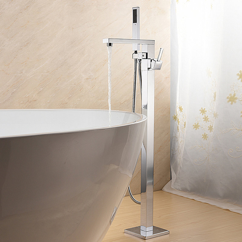 Robinet de baignoire autoportant à poignée simple SevenFalls, Chrome poli