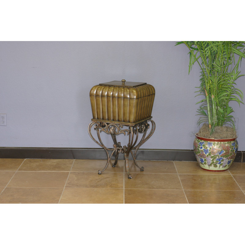 Addyline Metal Jewellery Stand