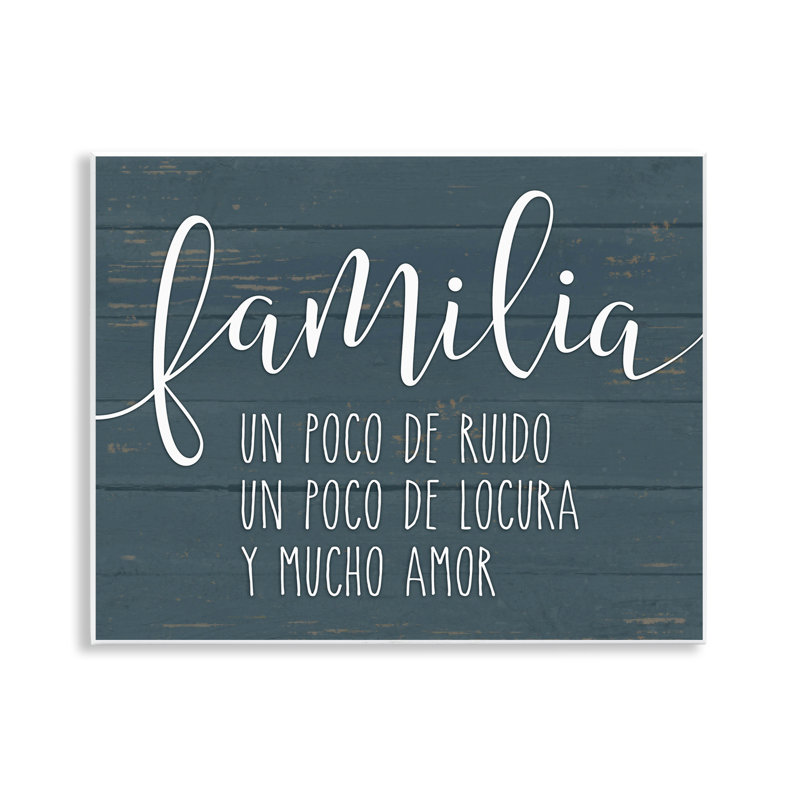 "Family Crazy Loud Love", art mural espagnol par lettres et lignes