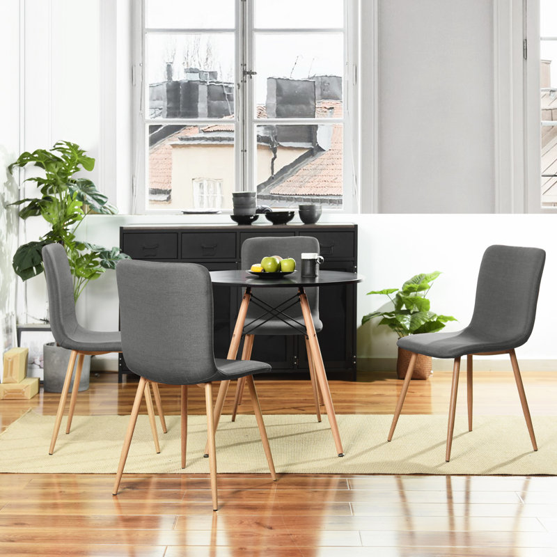 Chaise de salle à manger