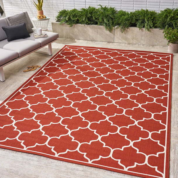 Sol 72 Outdoor™ Laub Synthetic Geometric Indoor/Outdoor Rug & Reviews ...