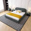 Élégante structure de lit tapissier pour grand lit - Style minimaliste moderne avec grande tête de lit courbée, gris foncé-2019388560