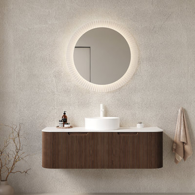 Meuble-lavabo mural flottant avec lavabo, armoire de rangement et tiroirs, idéal pour les salles de bain modernes avec une installation facile et beaucoup d'espace.
