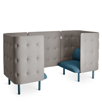 QT Chair Booth