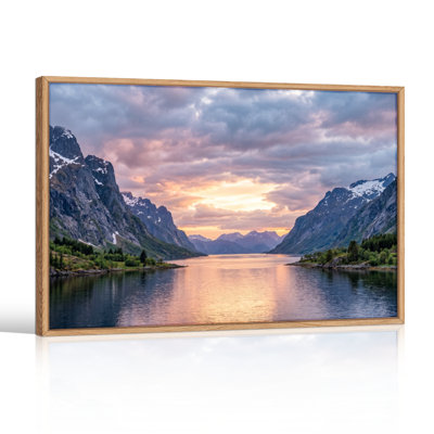 Ensemble de 1 tableau sur toile représentant un lac de montagne