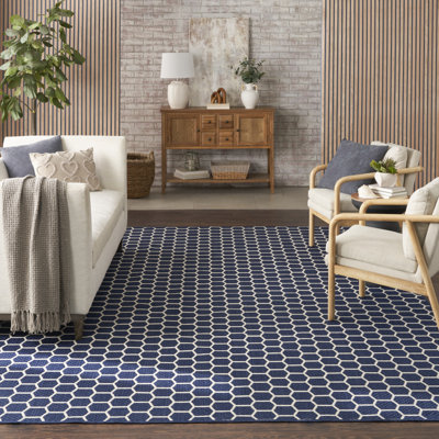 Kurmanbek Geometric Reversible Indoor / Outdoor Area Rug in Navy