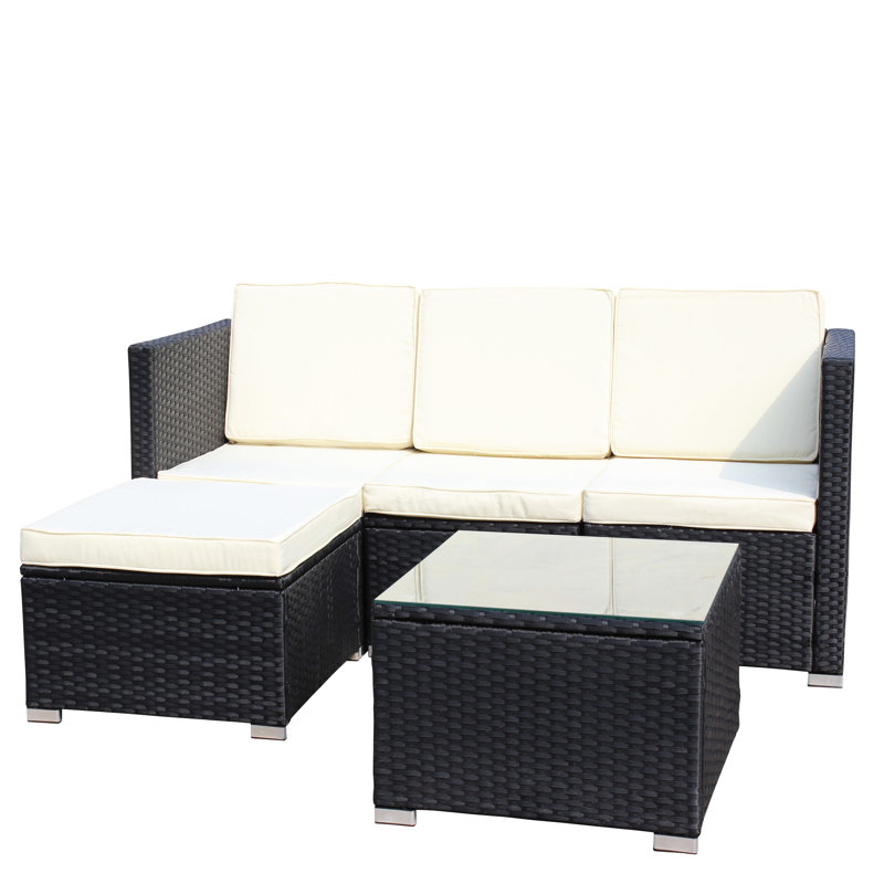 Pe Patio: 5, beige coussiné et table harmonie: coussins, café