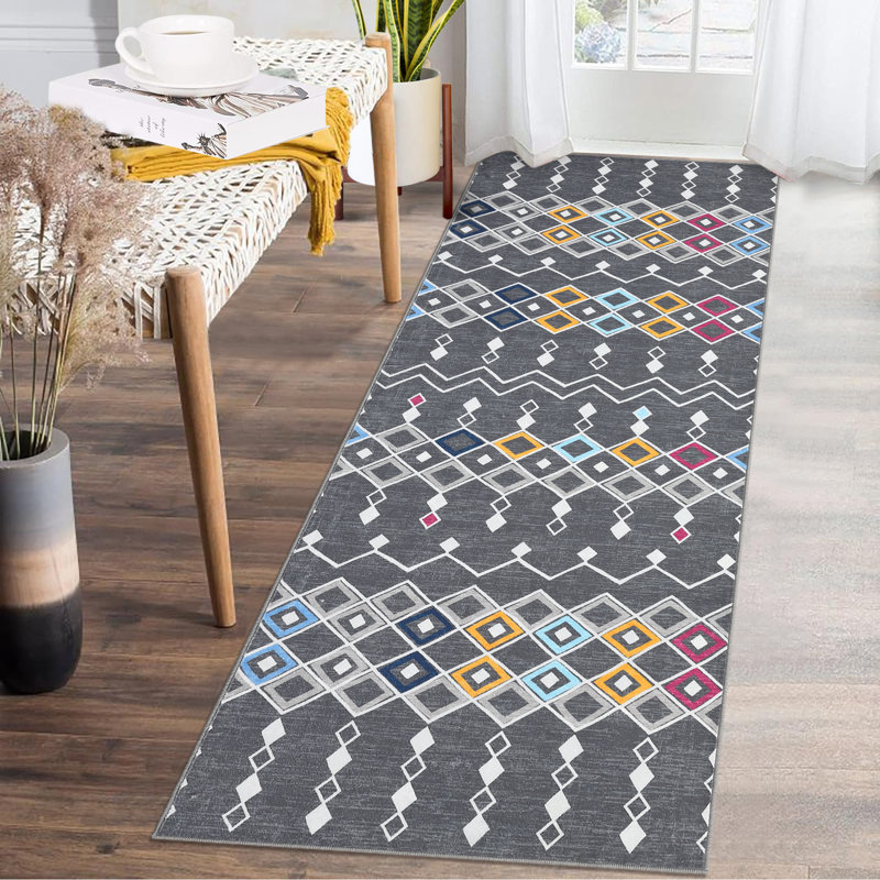 Kralovetz Washable Southwestern Indoor Rug, Runner 2' x 6'