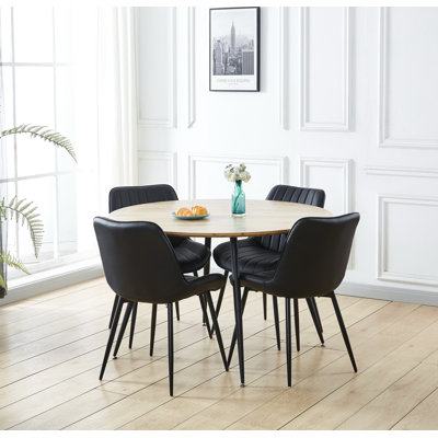 Mose 4 - Person Dining Set
