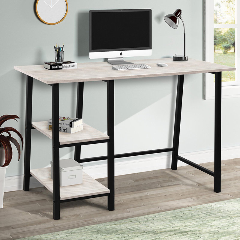 Bureau d'ordinateur avec cadre en métal et surface en bois