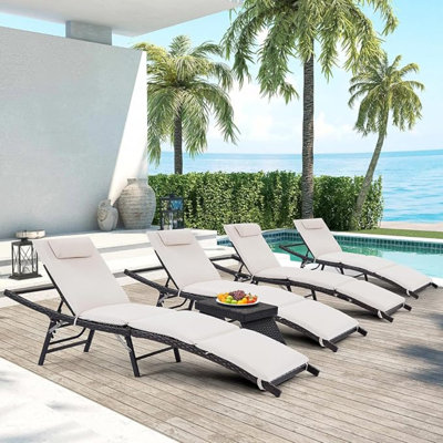 Patio Chaise Lounges Set Of 4 With Removable Cushions And One Table