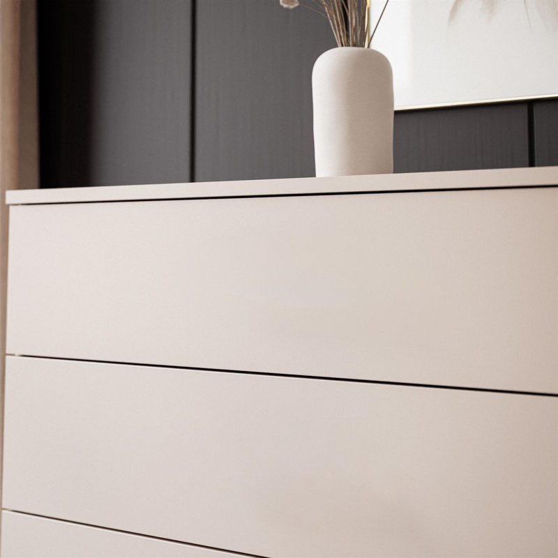 Celest Dresser Lina Kashmir II 1D4S Chest of Drawers