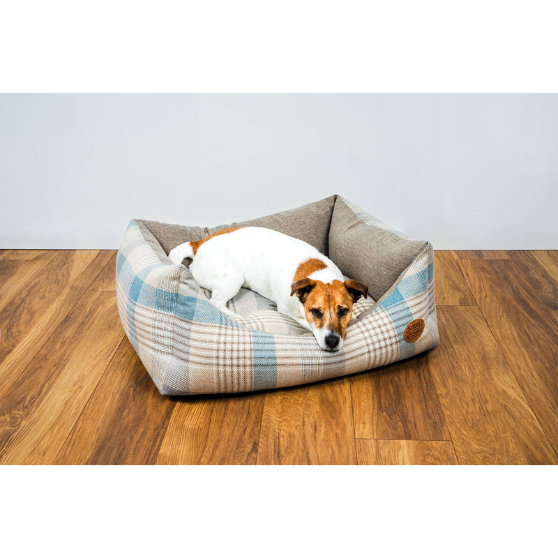 FAUX WOOL Pet Bed, 33cm H x 109cm W x 83cm D
