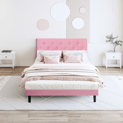 Grand lit rose avec tête de lit - Sans sommier, support à lattes de bois, facile à assembler, poids de 65,85 lb, 62,6 po Tissu profond rembourré en lin à boutons de 600 lb
