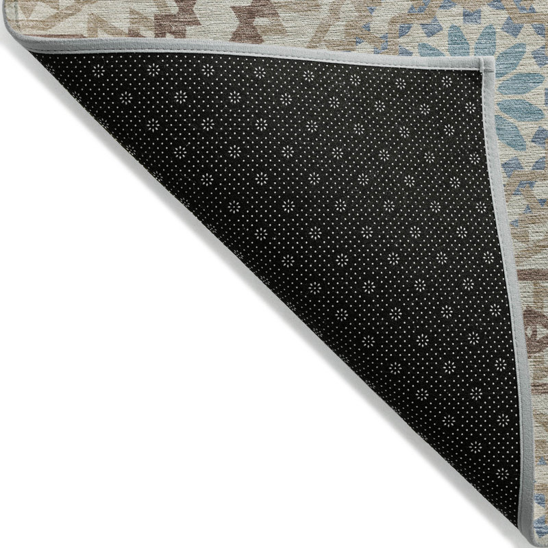 Kawon Geometric Indoor / Outdoor Rug, Rectangle 1'8" x 2'6"