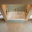 Baignoire à drain universelle en acrylique 60 x 32 en acrylique Dreamline accessible Living Prism