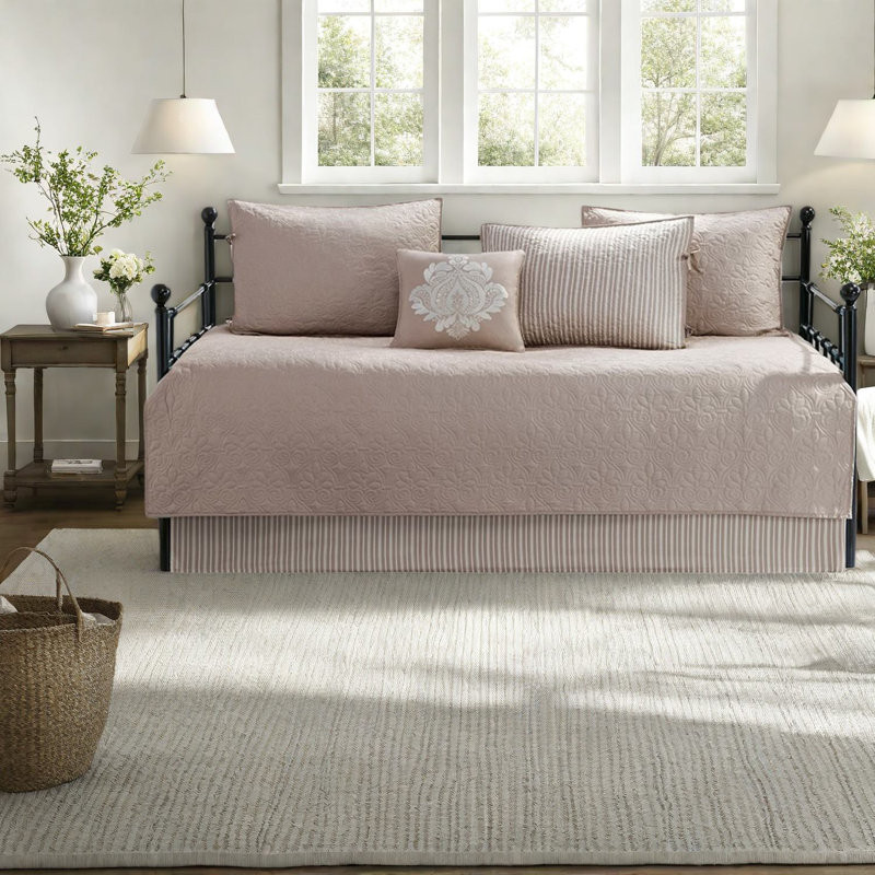 Versatile Reversible Cotton Bedding Sets, Cozy Cottage Style