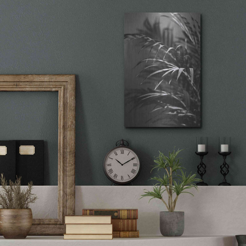 «Black Plant» par Design Fabrikken, art mural en métal, H 16 po x l 12 po