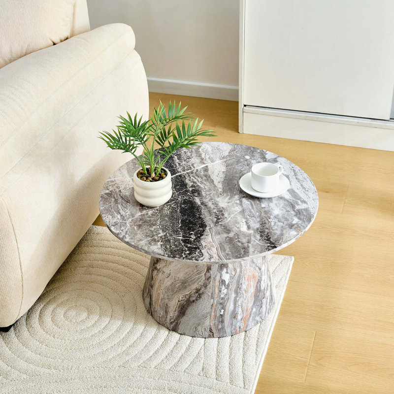 Table basse 23,6 po en bois aggloméré à grain de bois - H 13,8 po, surface en placage texturé, conception peu encombrante pour les appartements ou les dortoirs