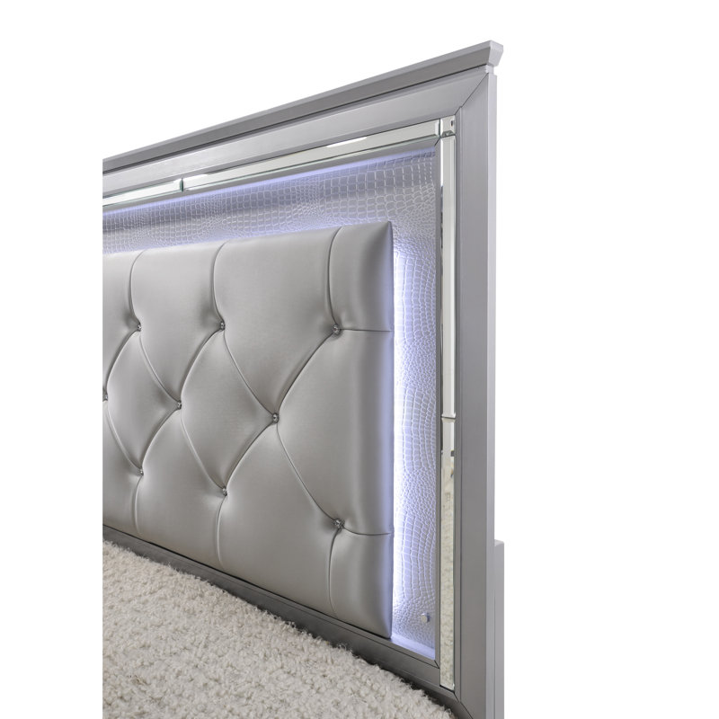 Modern Panel King Bed Upholstered In Faux Leather, With Silver Beige Tone And Textured Panels Bedroom Decor Concept Featuring Leather Upholstery, Diamond Headboard Styling