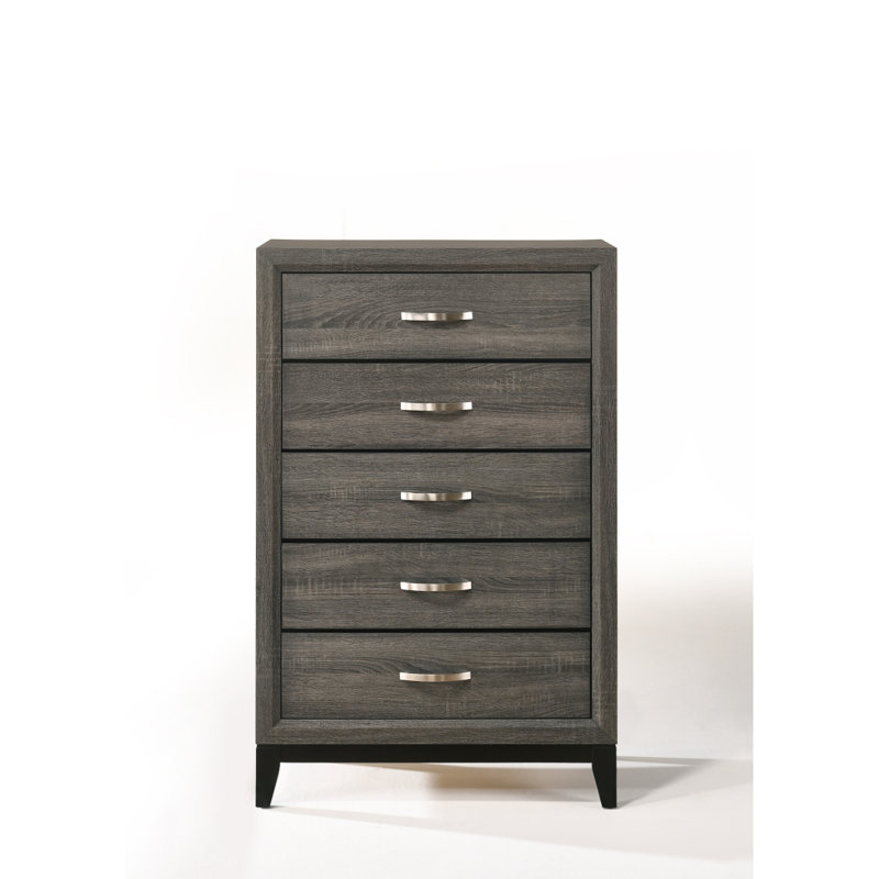 Commode à cinq tiroirs