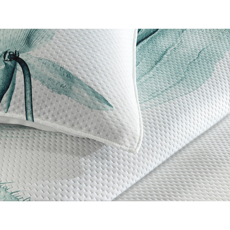 Flower Farmhouse / Country Polyester Coverlet, King Bedspread + 2 Shams