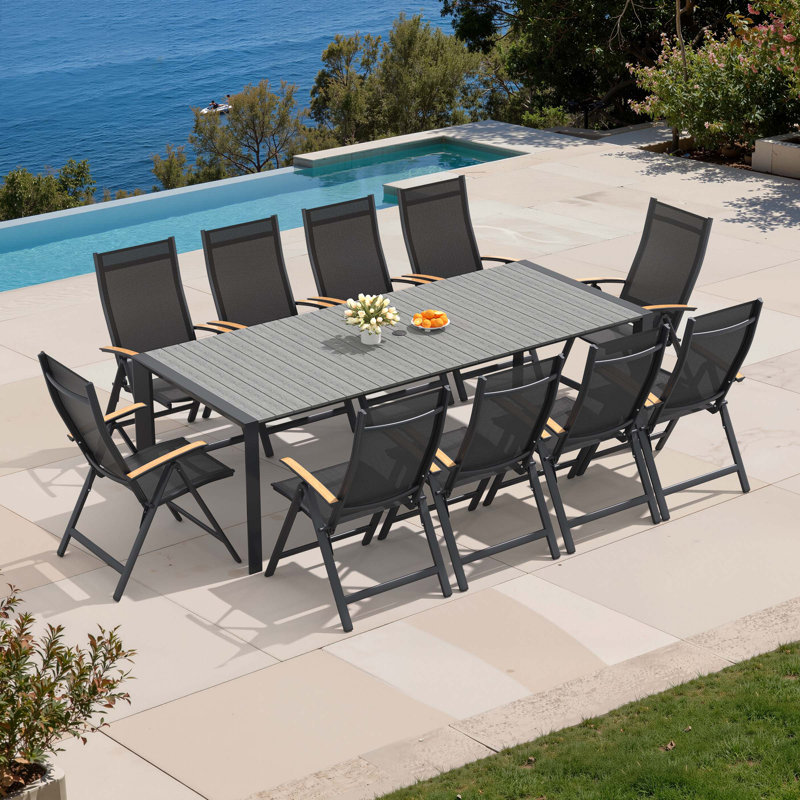 Ensemble de salle à manger pour 10 personnes en L 94,5 po avec chaises pliantes réglables et trou pour parasol, Gris foncé